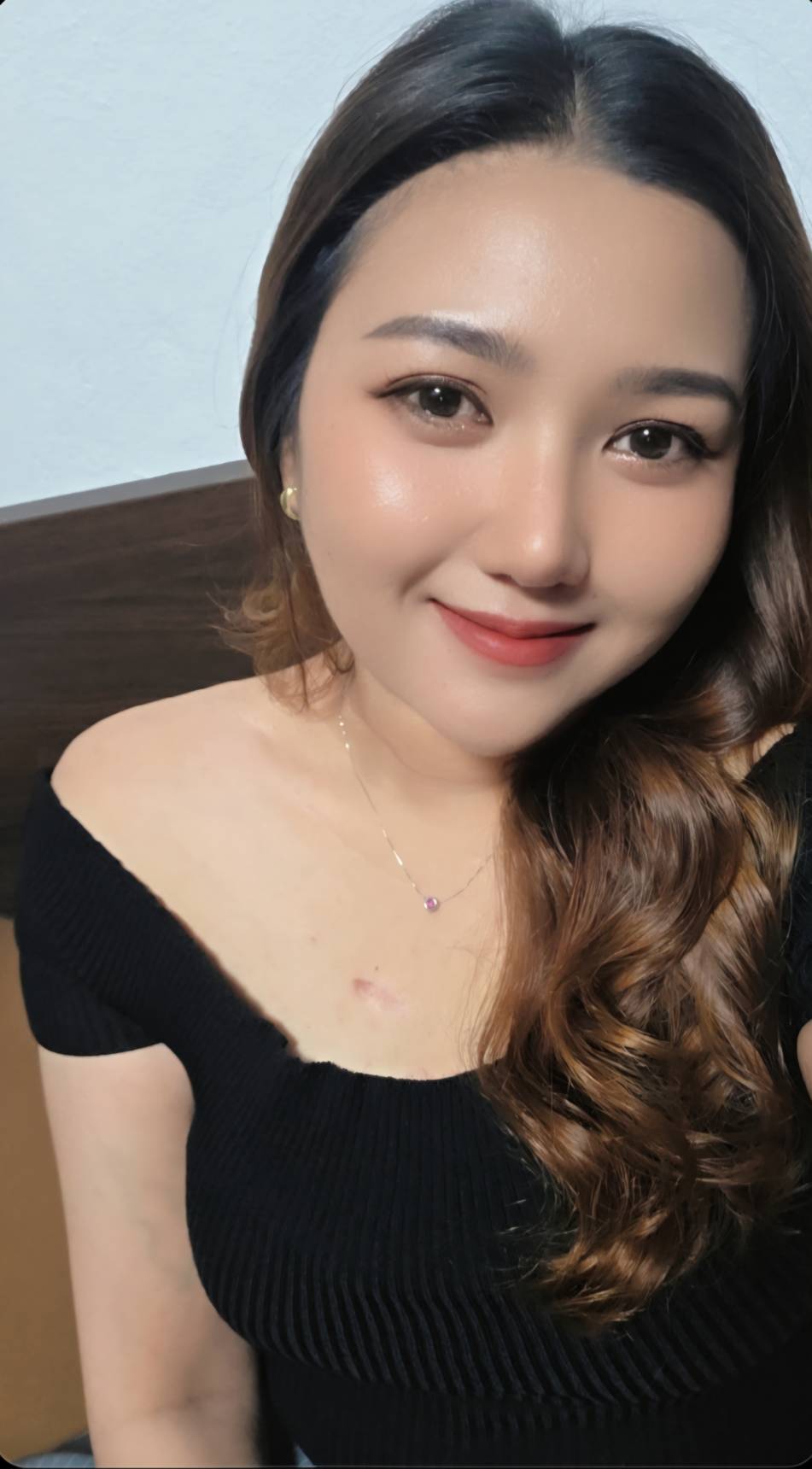Chompunuch profile photo