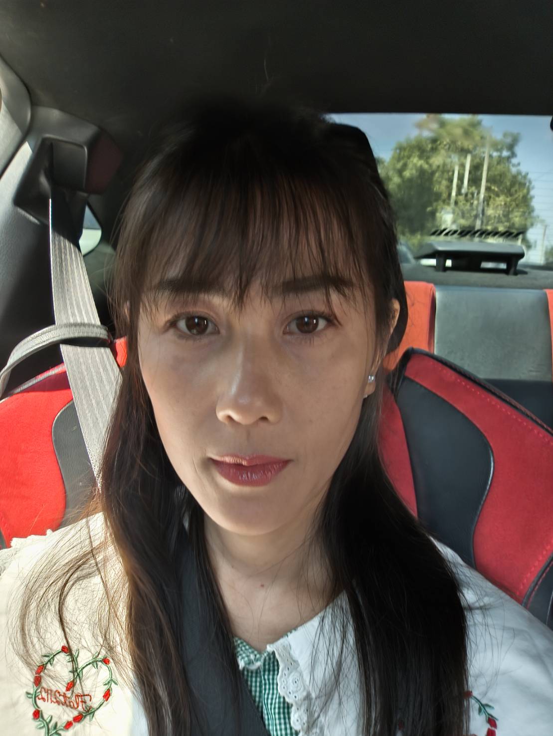 akumsiri profile photo