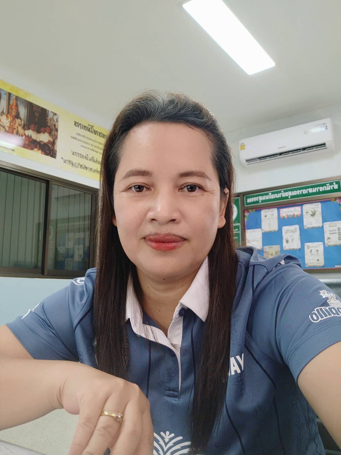 Charunrat profile photo