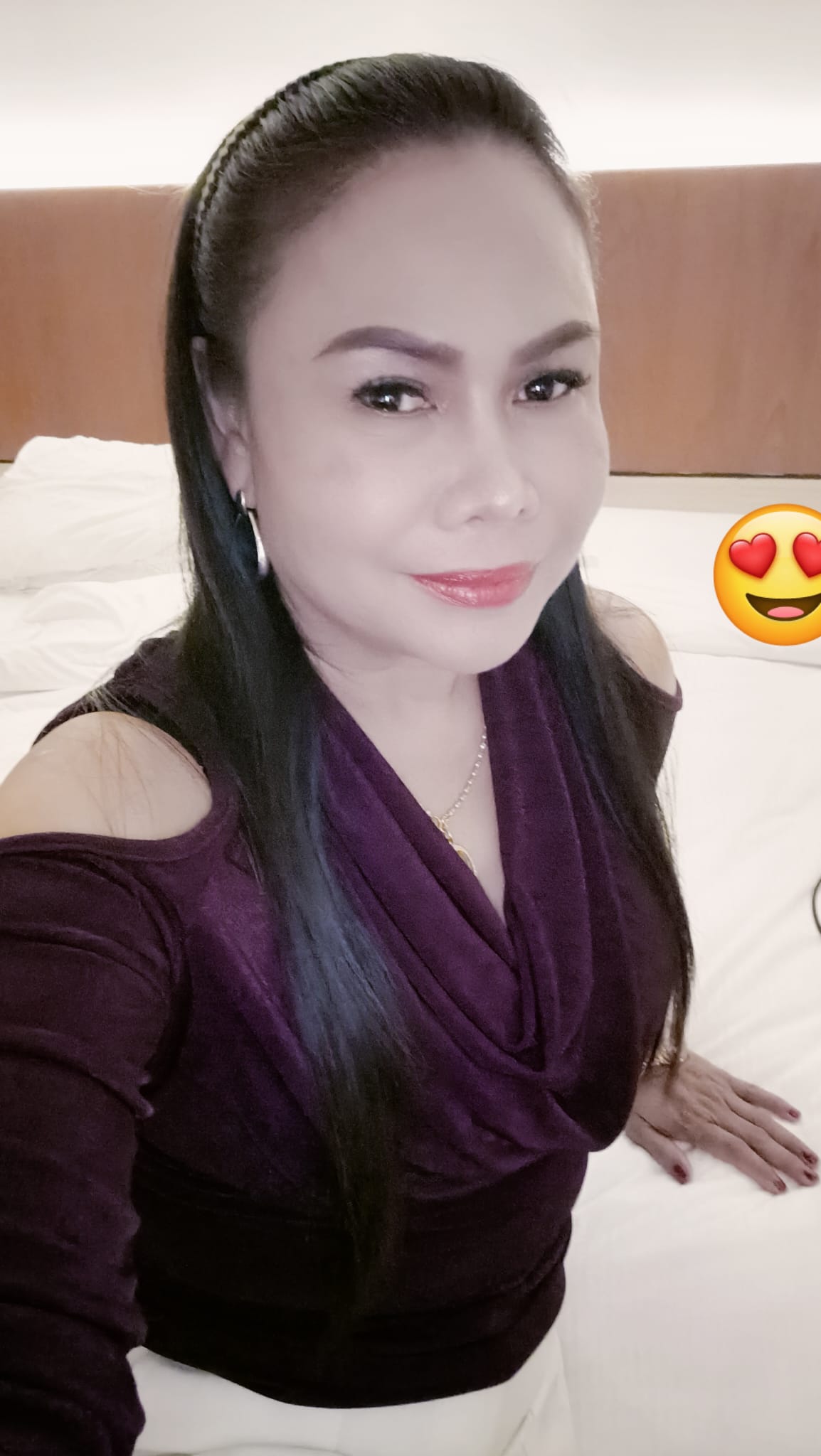 Apple profile photo