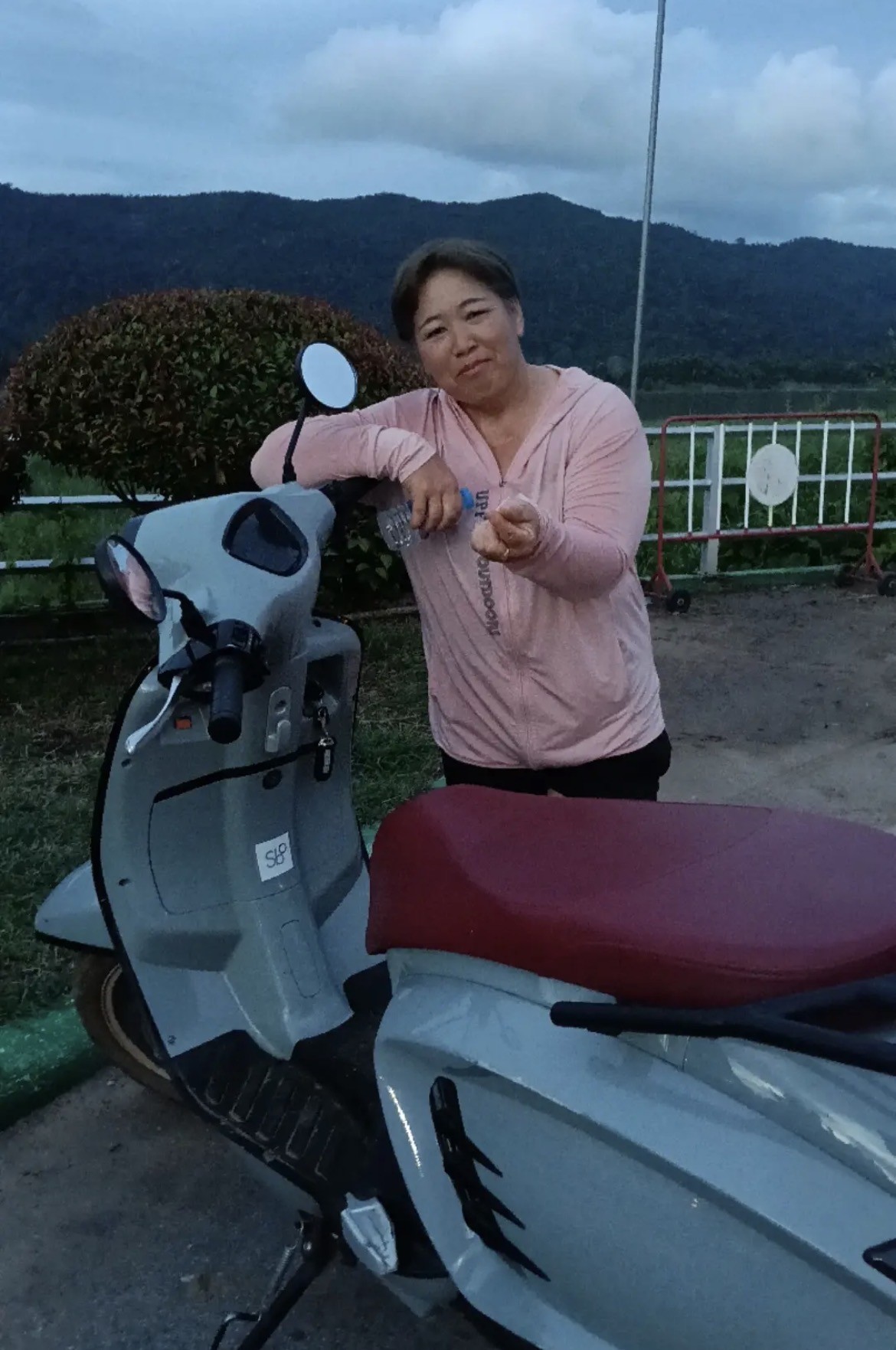 somboon profile photo