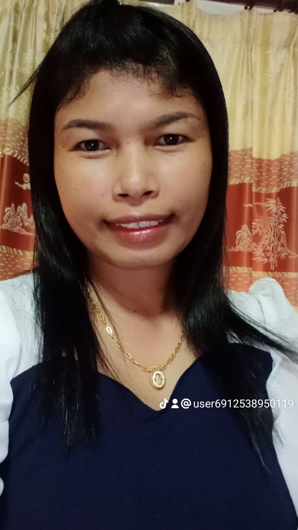 laddawan profile photo